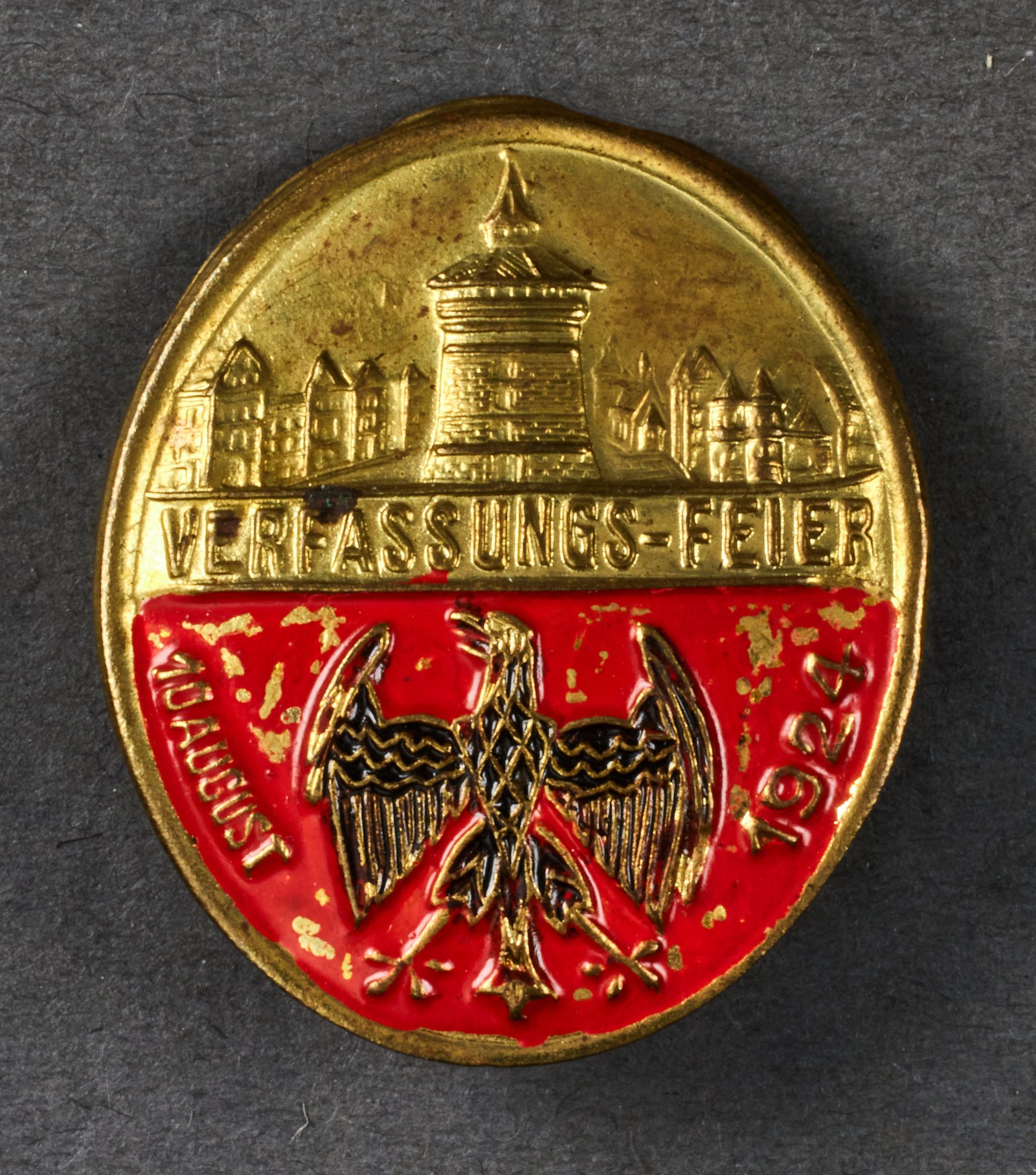 Verfassungs Feier Tinnie #21273 