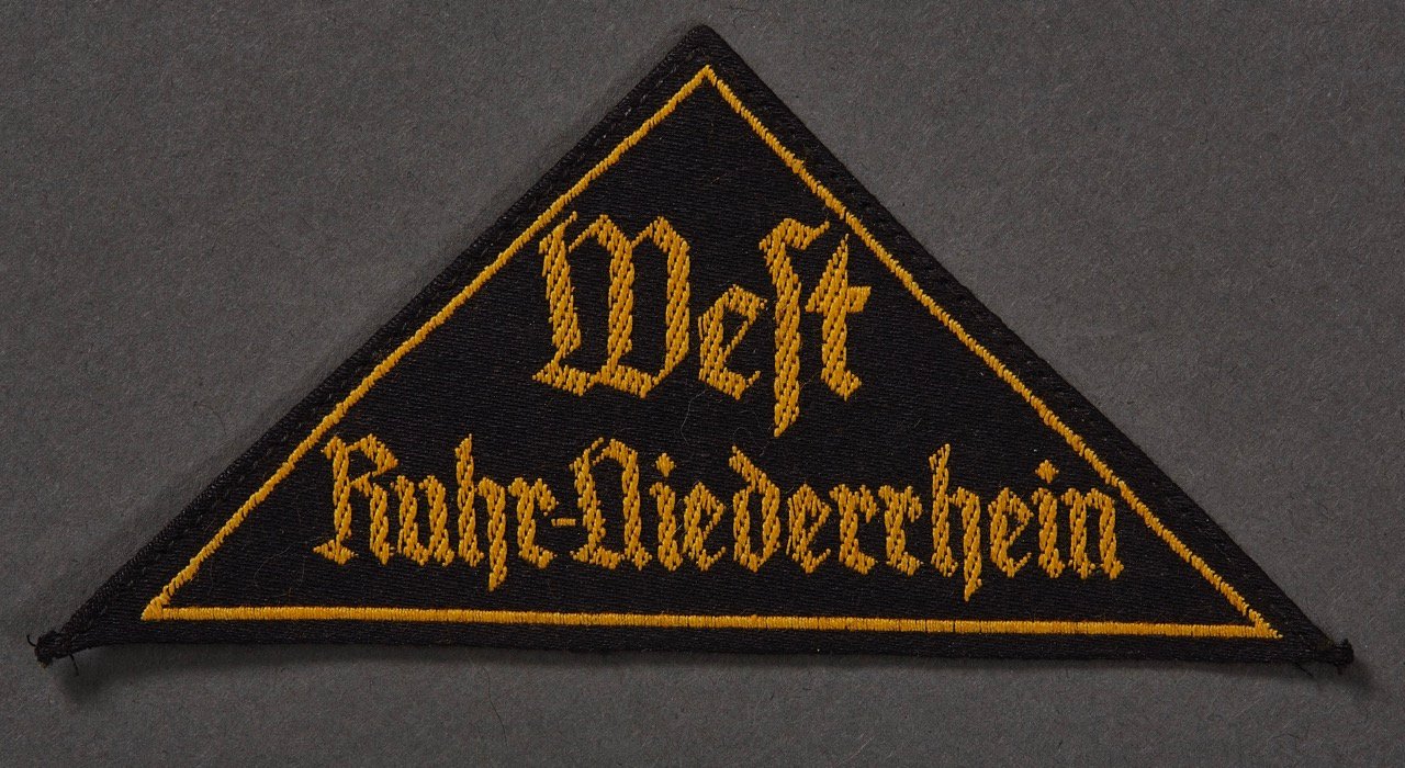 HJ West Ruhr-Niederrhein District Sleeve Triangle #16048 