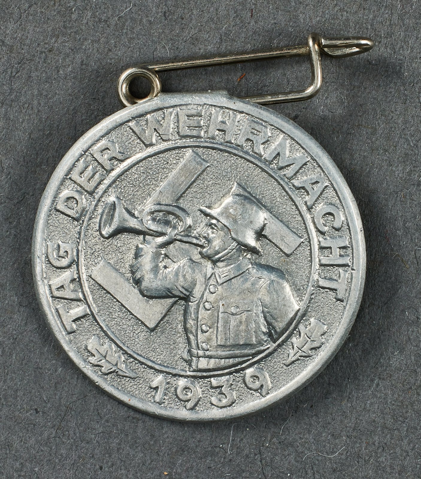 Tag der Wehrmacht Tinnie #20920 