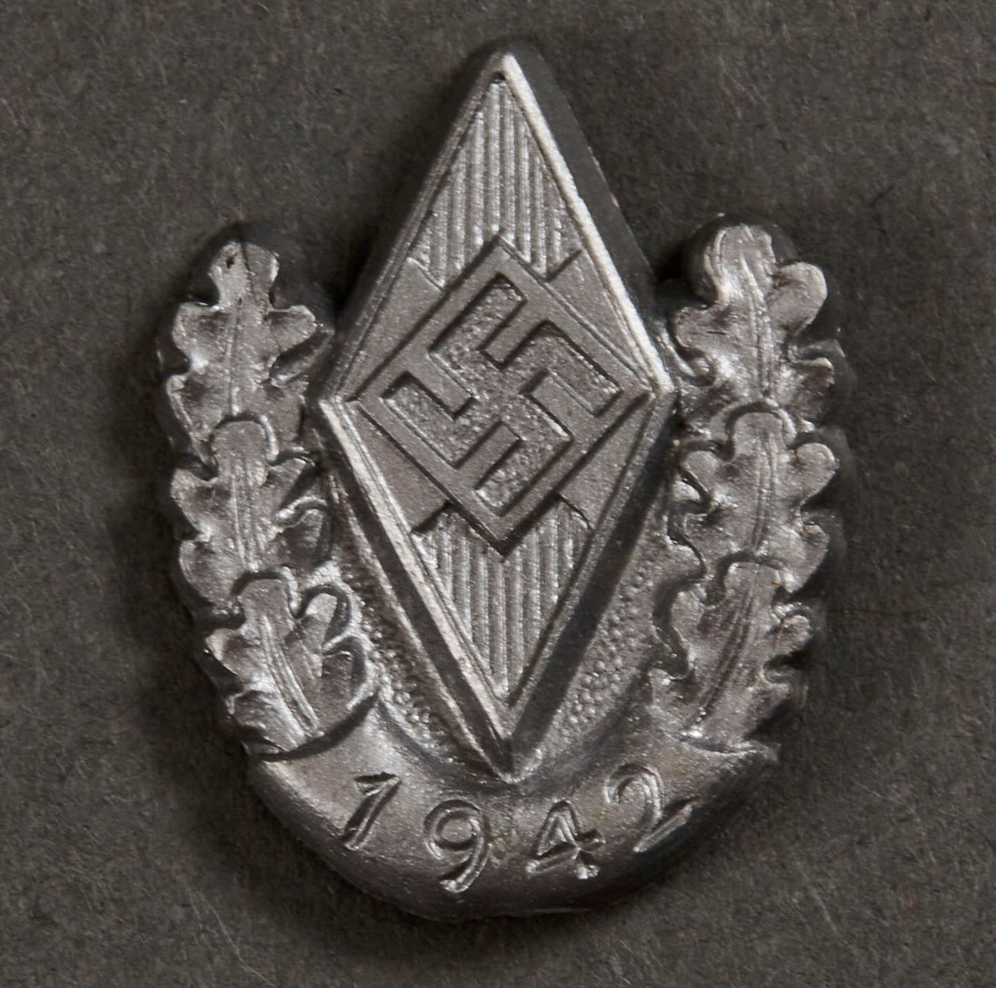 HJ 1942 Tinnie #15550 