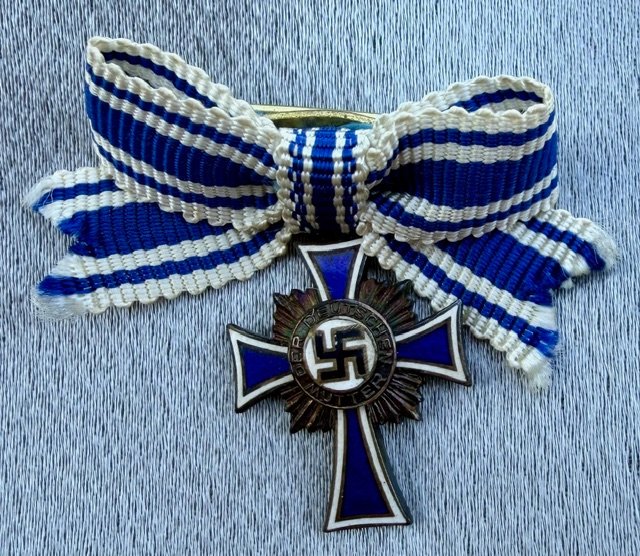 Miniature Bronze Mothers Cross Brooch #20134 