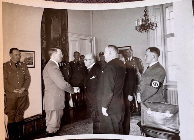 Führer at Prague Castle #18631 