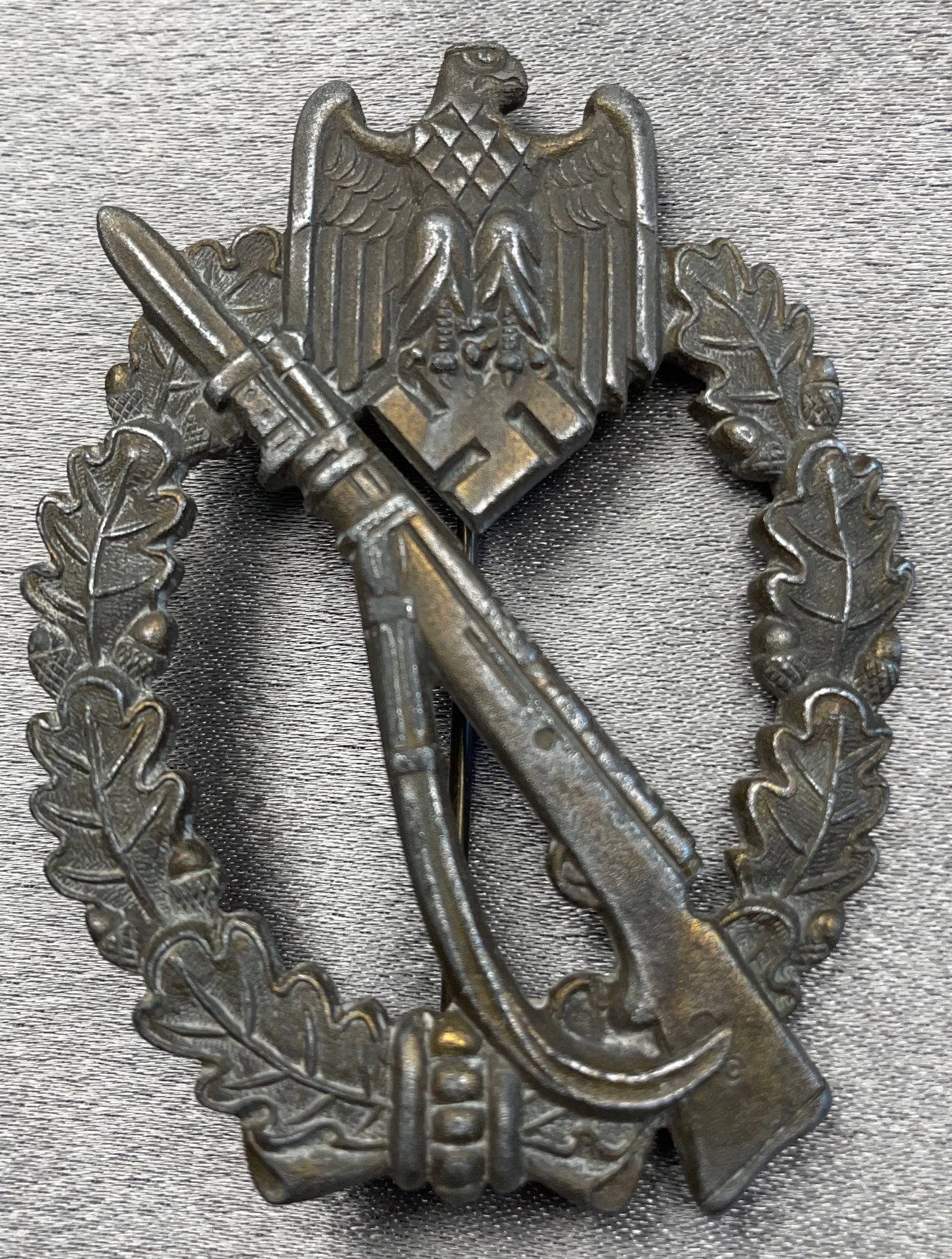 Infantry Assault Badge #15423 
