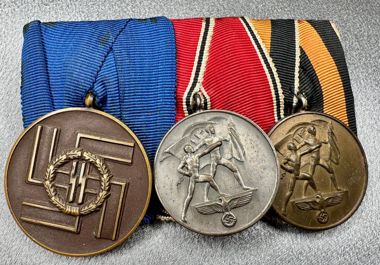 Three Medal Parade Bar #17516 