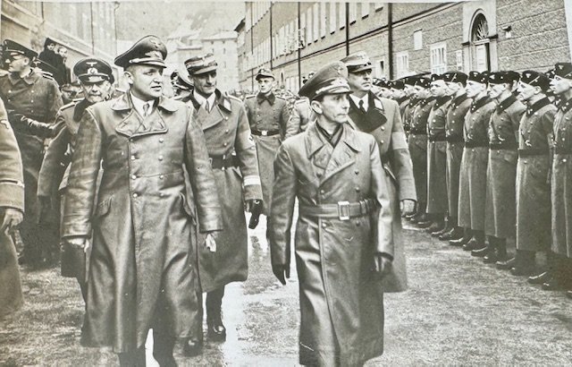 Dr Joseph Goebbels with Gauleiter Scheel #19525 