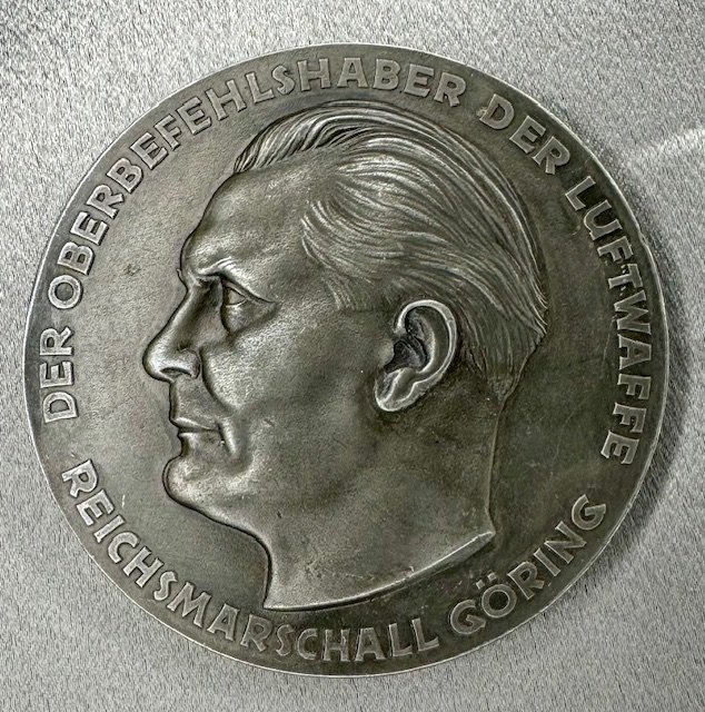 Table Medal For Outstanding Technical Achievements In The Luftwaffe #17633 