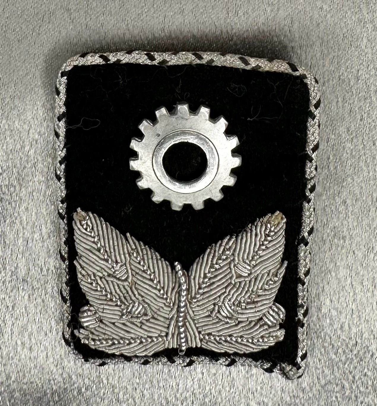 TENO Bezirksführer Collar Tab #17030 