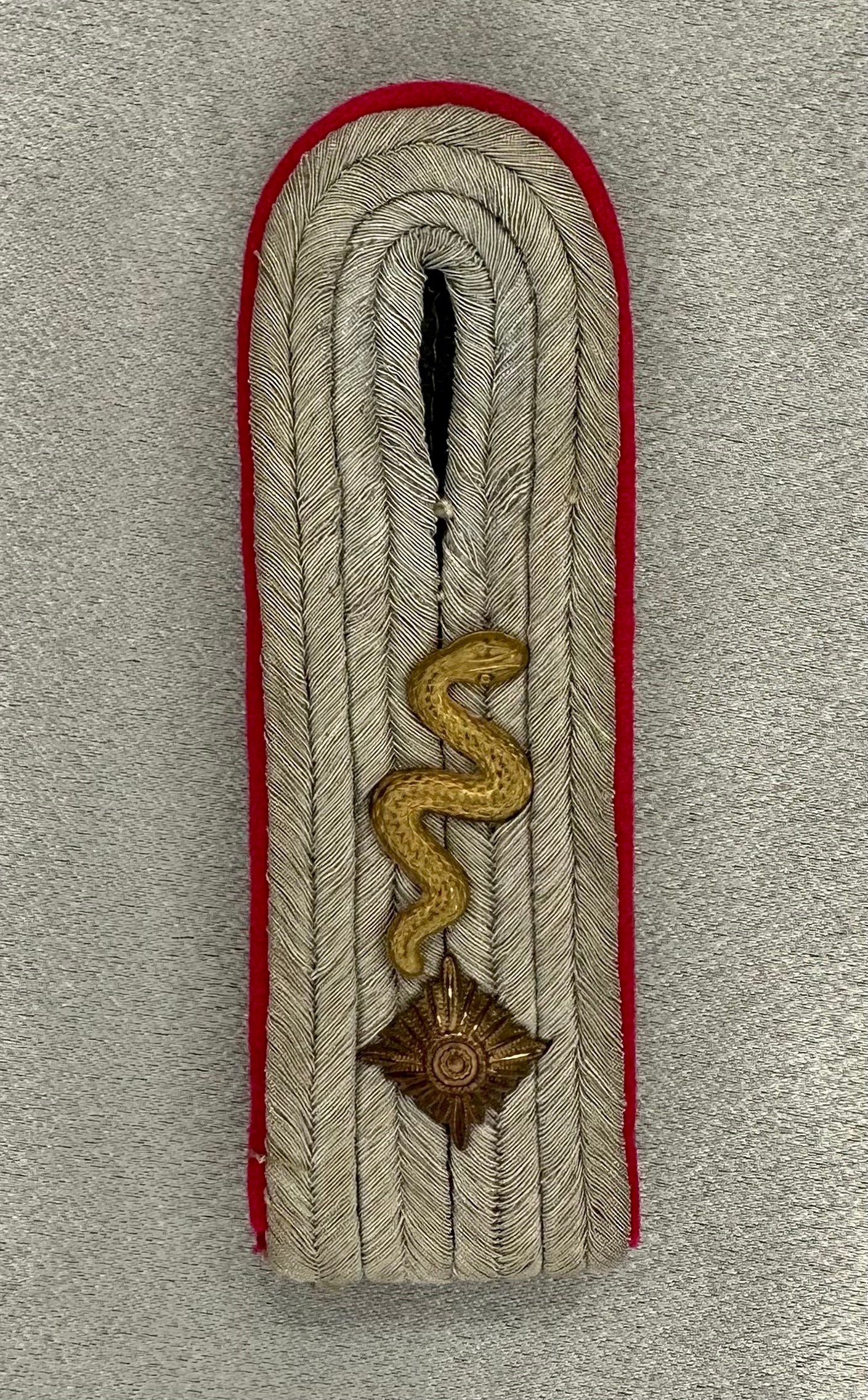 Heer Veterinarian Shoulder Board #16742 