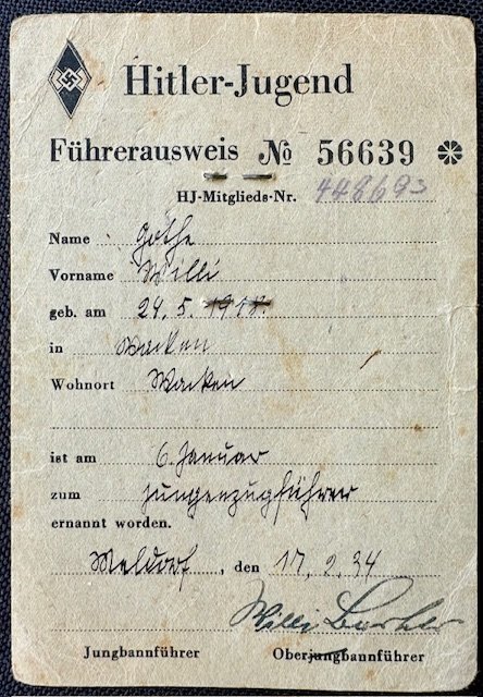 Hitler Jugend Führerausweis #17621 