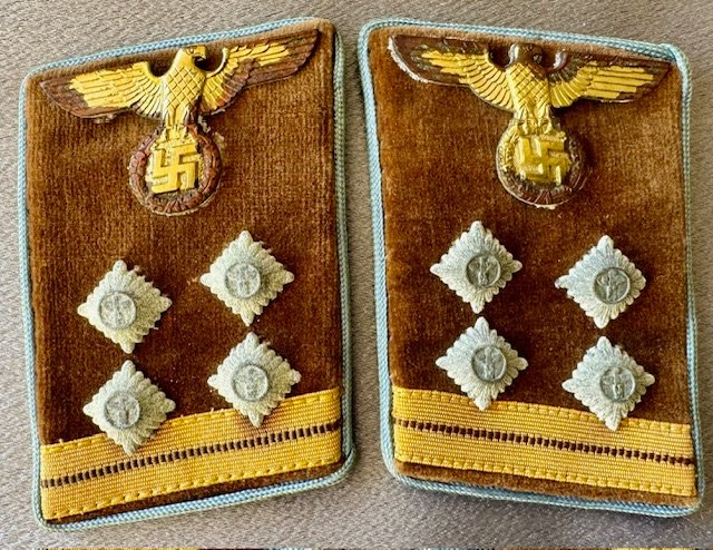 Ortsgruppe Hauptgemeinschaft Collar Tabs #18437 