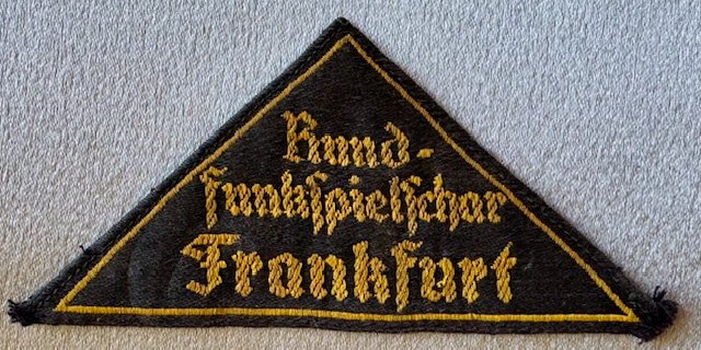 HJ Rund-funkspielschar Frankfurt Triangle #19284 