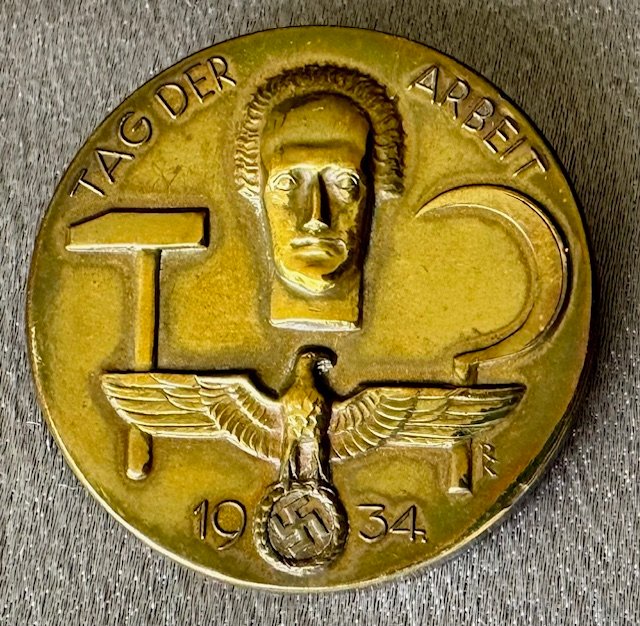Tag der Arbeit 1934 Tinnie #19658 