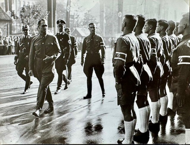 Hess with Studentenbund Photo #18442 