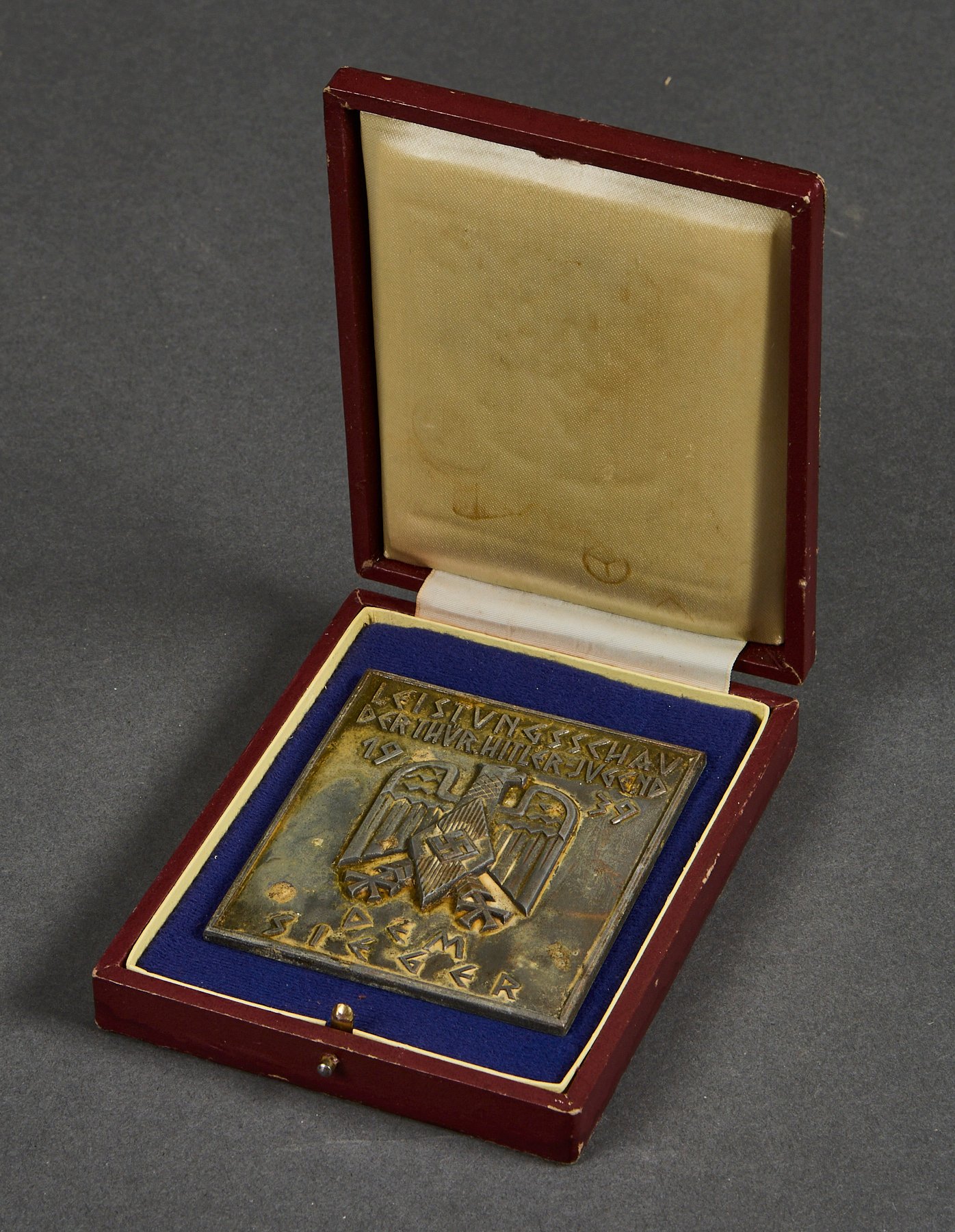 HJ Victory Plaque in Case #21653 