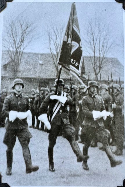 Wehrmacht Standart Photo #19289 