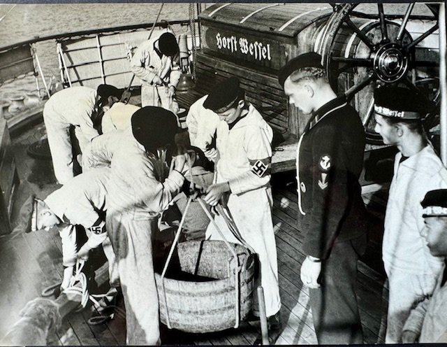 HJ Marine Photo #18195 