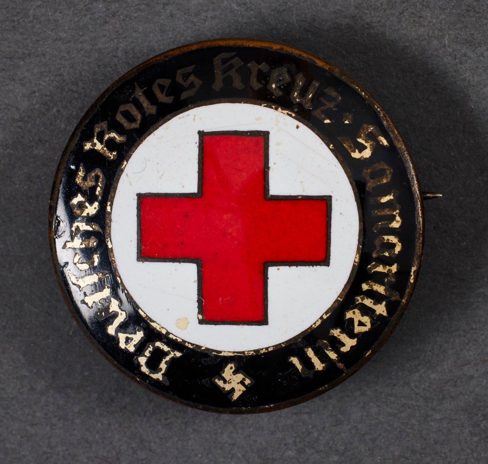 Deutsches Rotes Kreuz Samariterin Badge #20807 