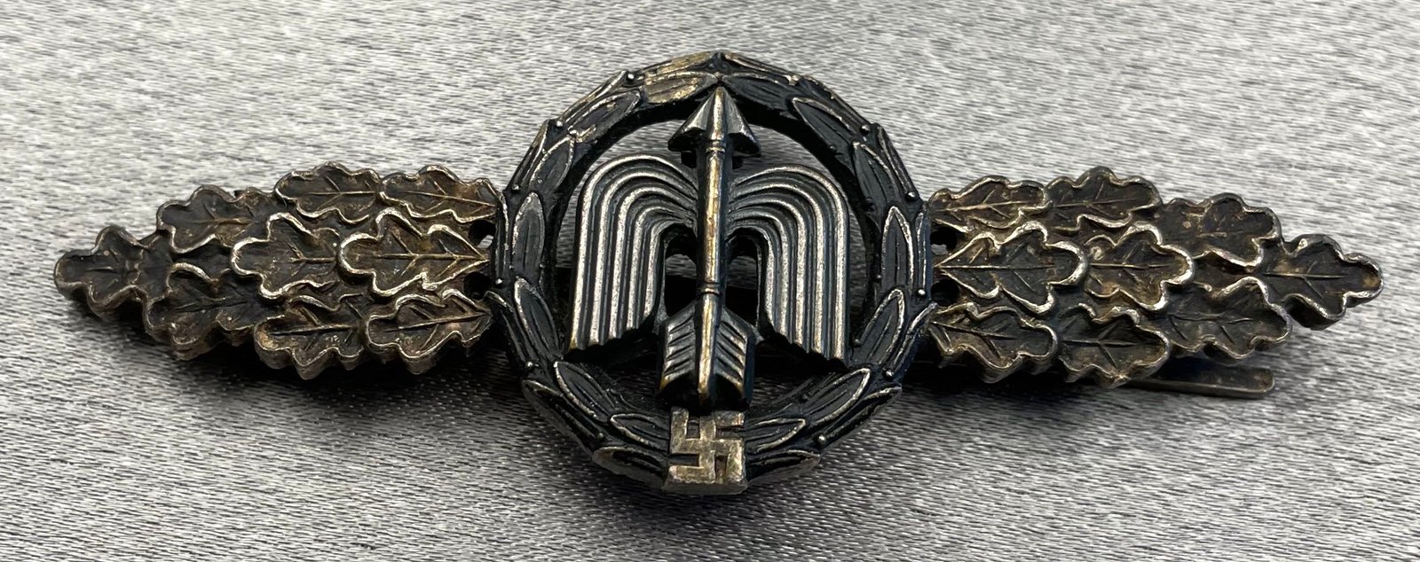 Luftwaffe Short Range Day Fighter Clasp #15435 