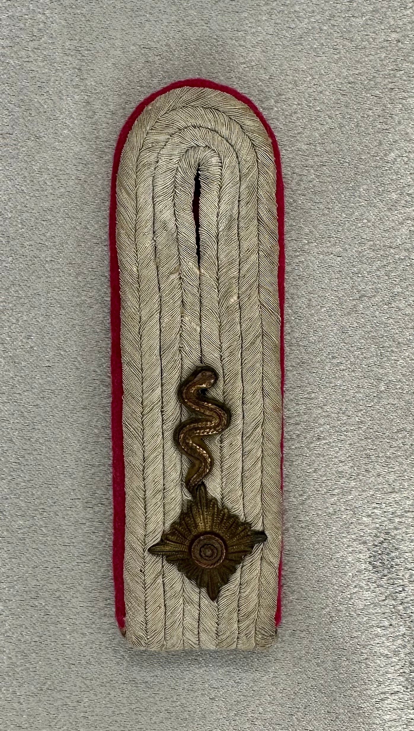 Heer Veterinarian Shoulder Board #16741 