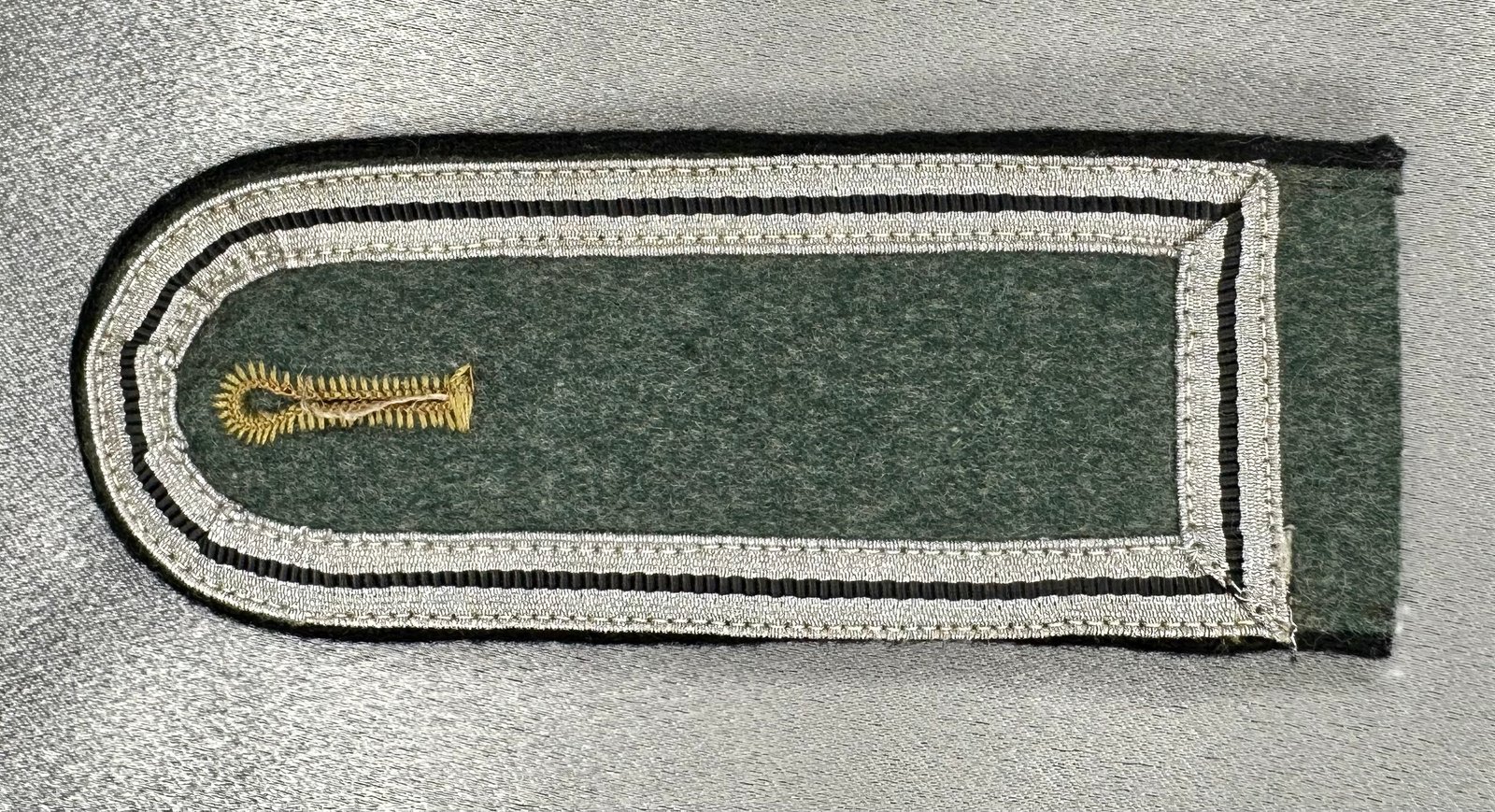 Heer Shoulder Board #16986 