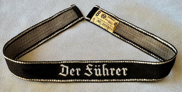 Der Führer Officer\'s Cuff Title #18322 