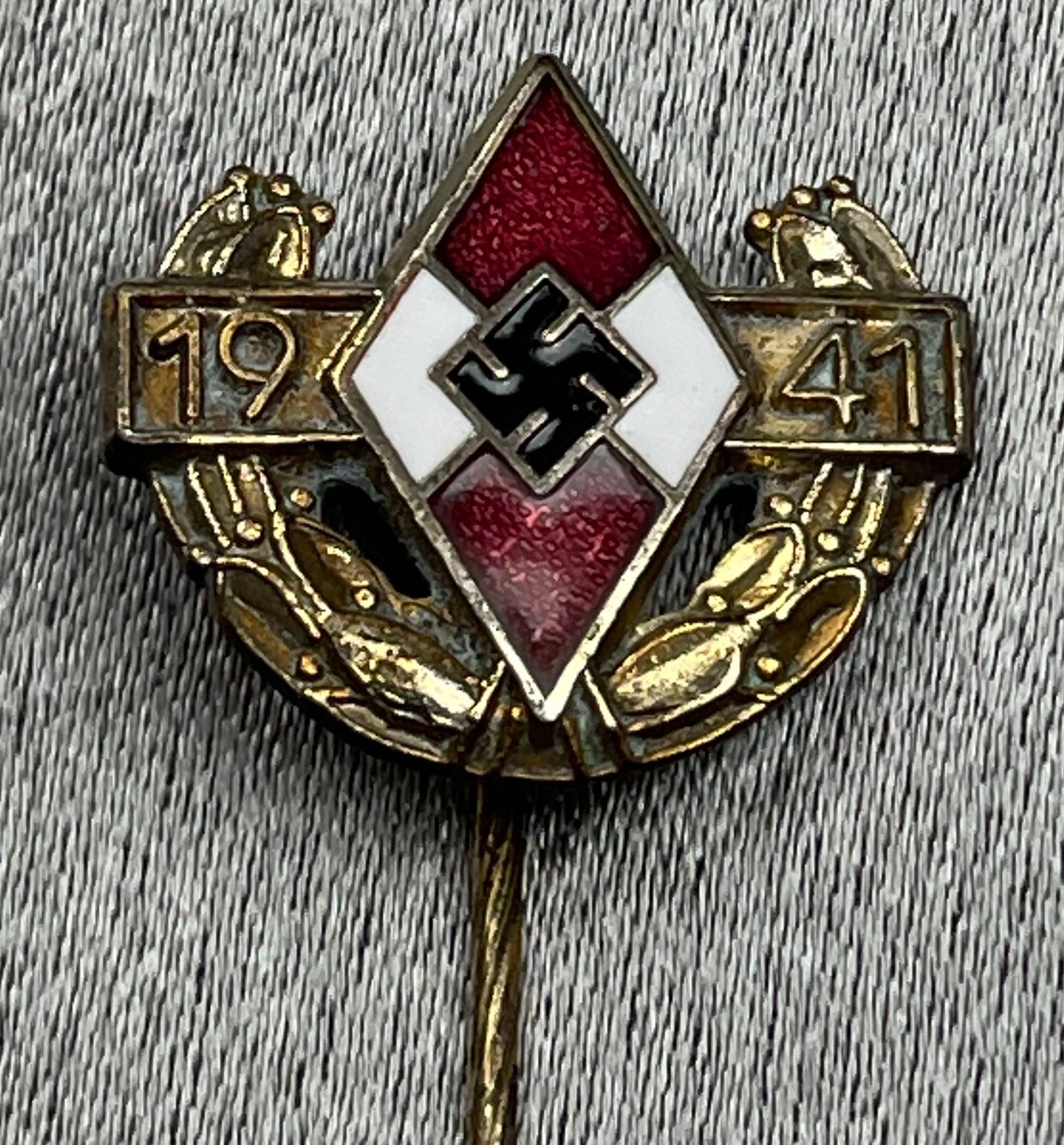 HJ Sports Honor Award 1941 Stickpin #15528 