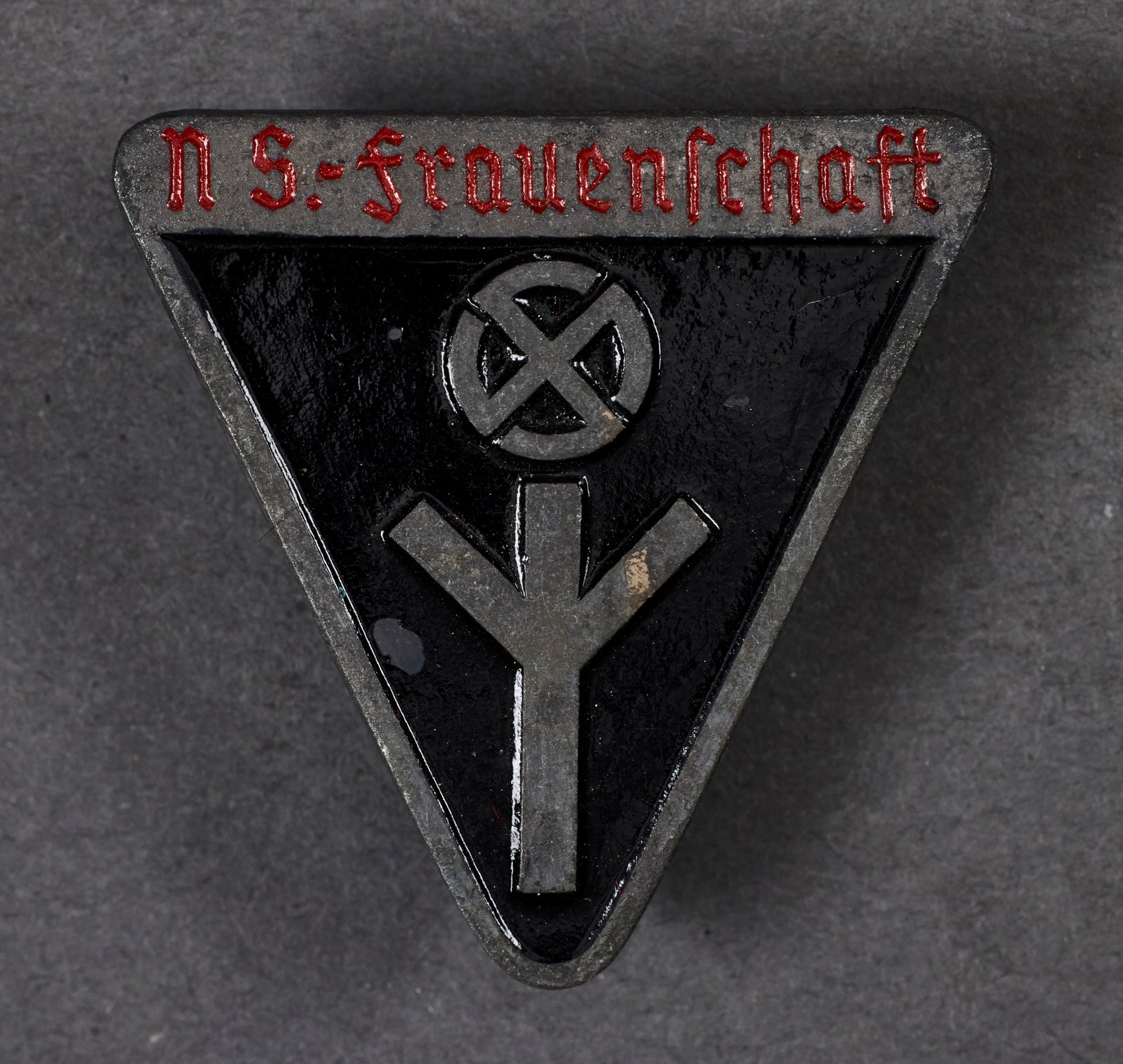 N.S. Frauenschaft Badge #20783 