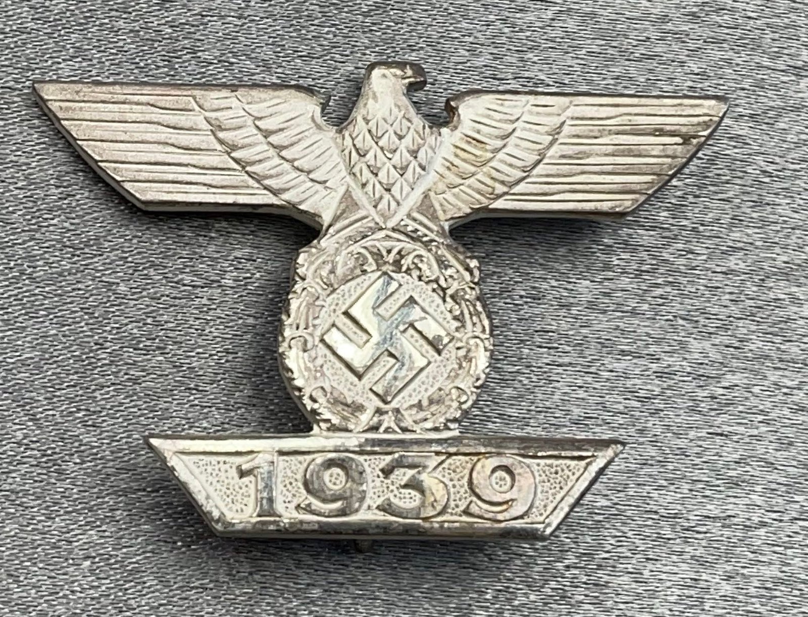 Clasp To The Iron Cross 1939 First Class #15450 
