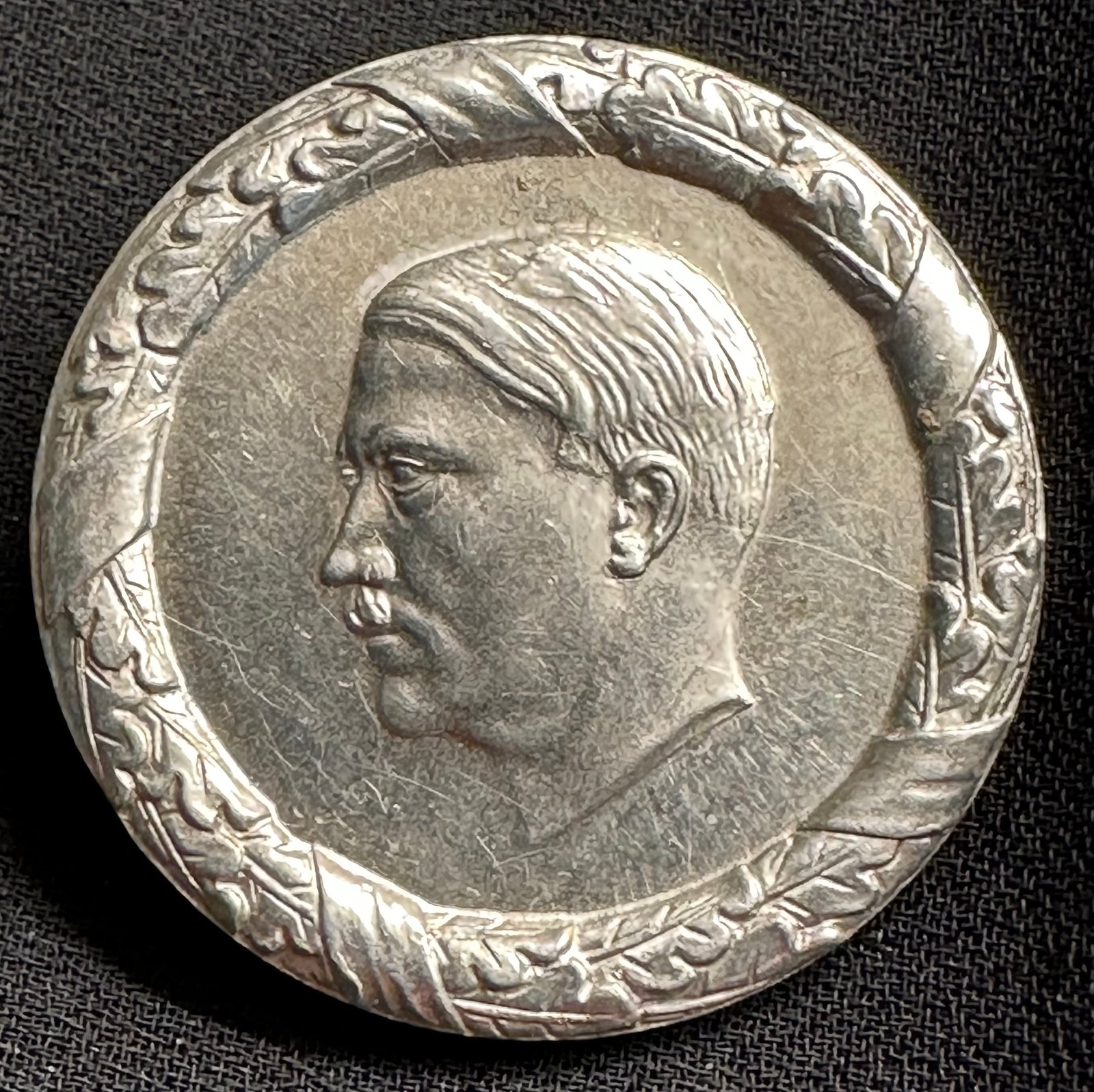 Adolf Hitler Tinnie #16955 