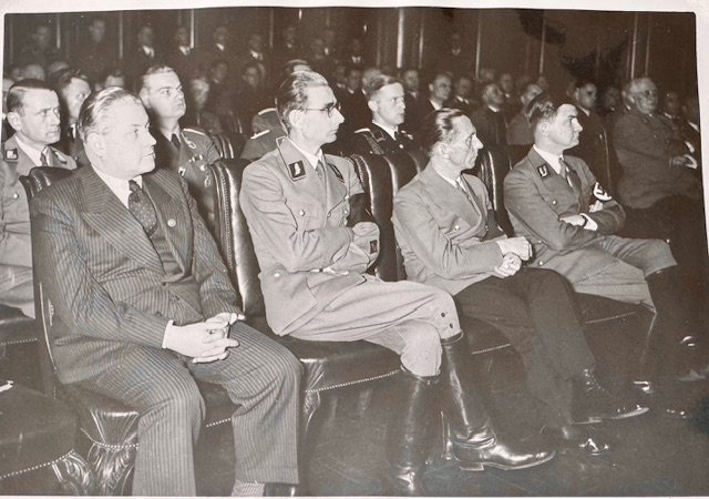 Dr. Goebbels with, Bohle, A. Hess, and Schmidt-Decker of the AO #18870 