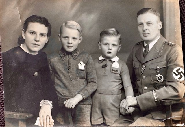 Castle School Leader Family Portrait #18645 