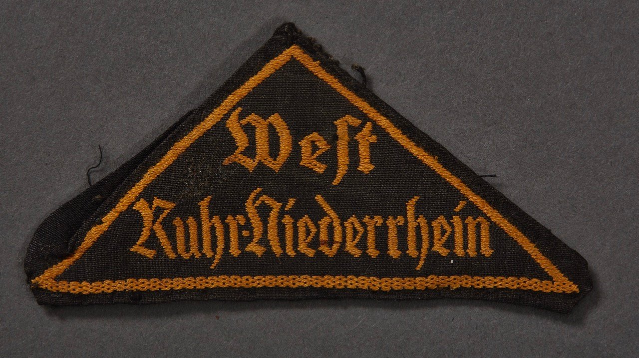 HJ West Ruhr-Niederrhein District Sleeve Triangle #16047 