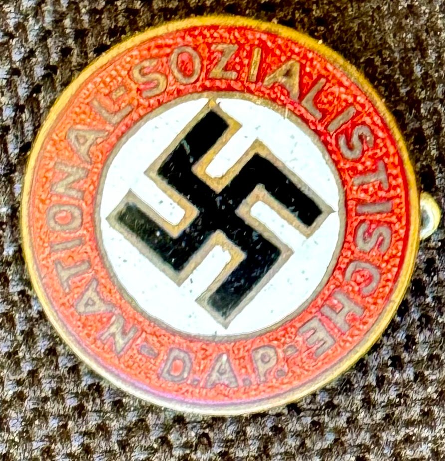 NSDAP Membership Badge by “HOFFSTÄTTER BONN”#17710 
