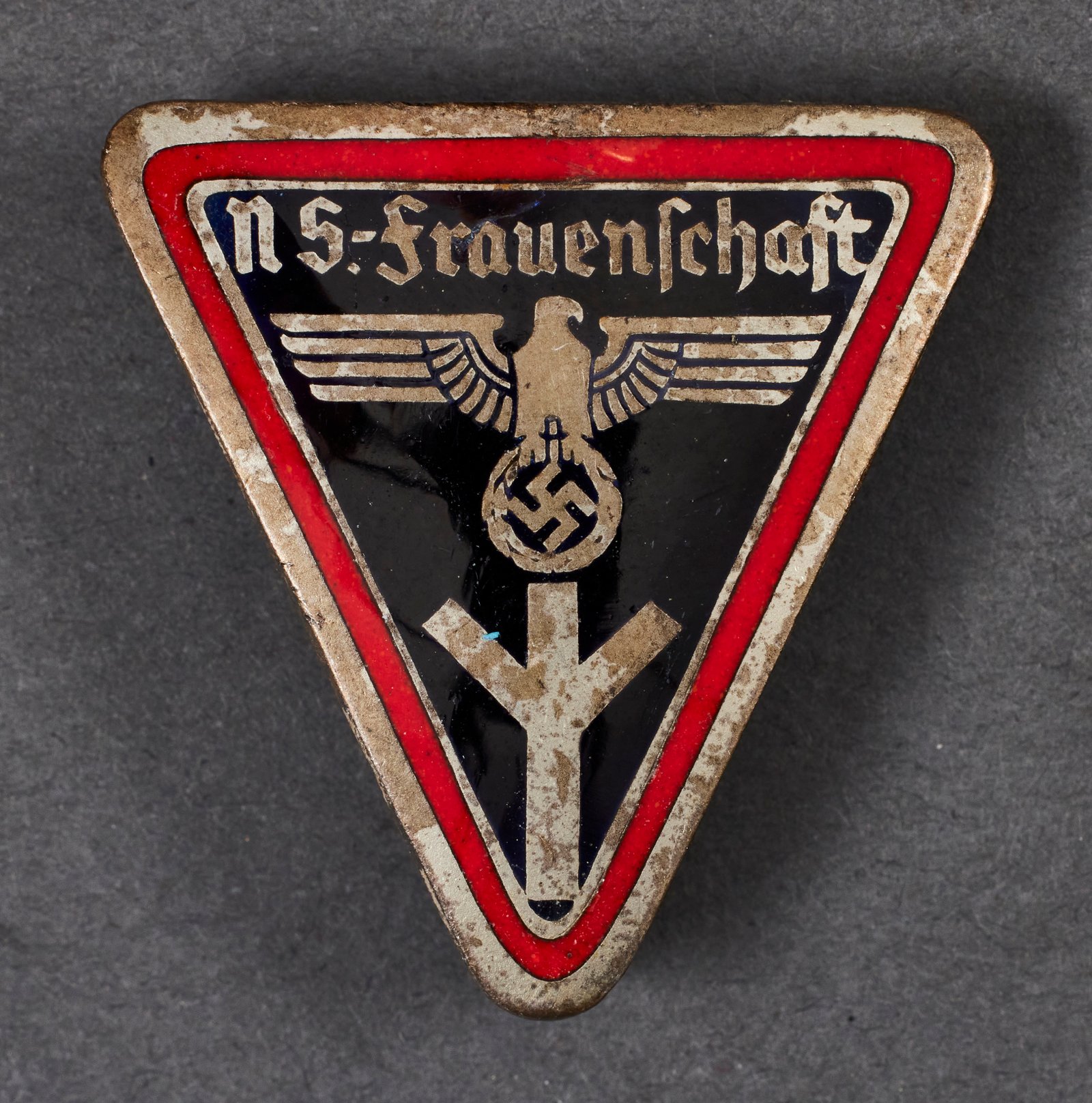 Gau N.S. Frauenschaft Badge #20782 