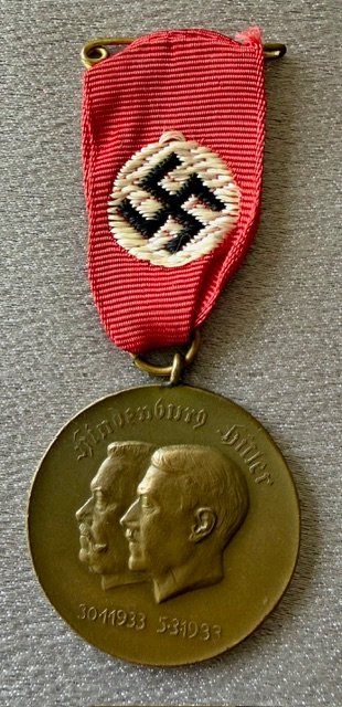 Hitler Hindenburg Medal #20446 
