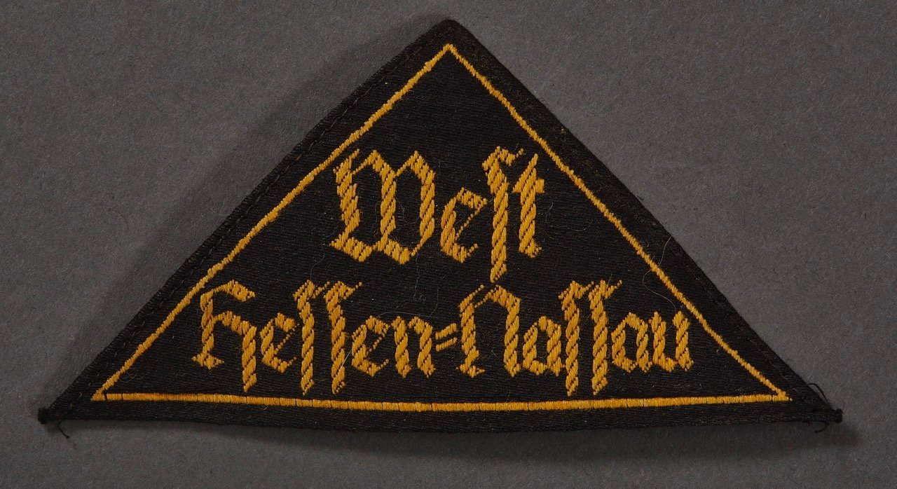 HJ West Hessen-Nassau District Sleeve Triangle #16052 