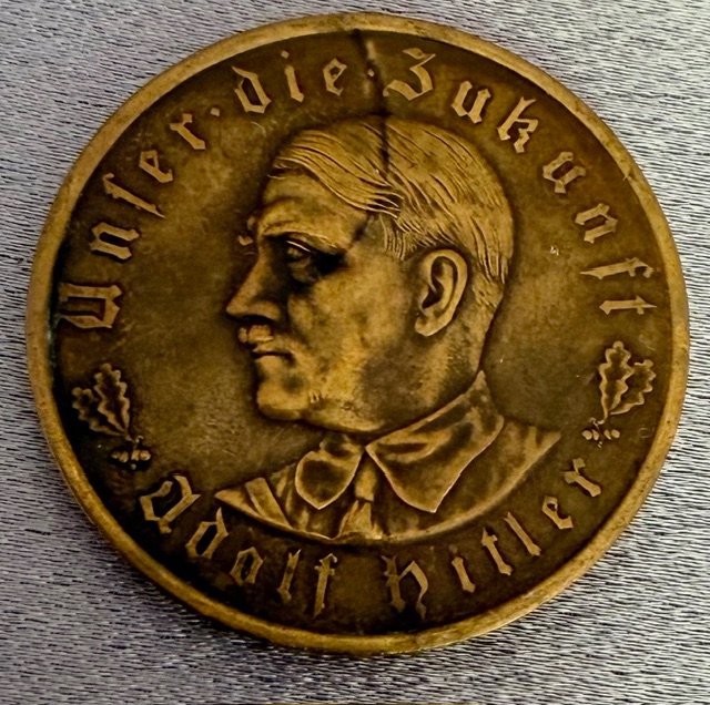 Adolf Hitler Medallion #20499 