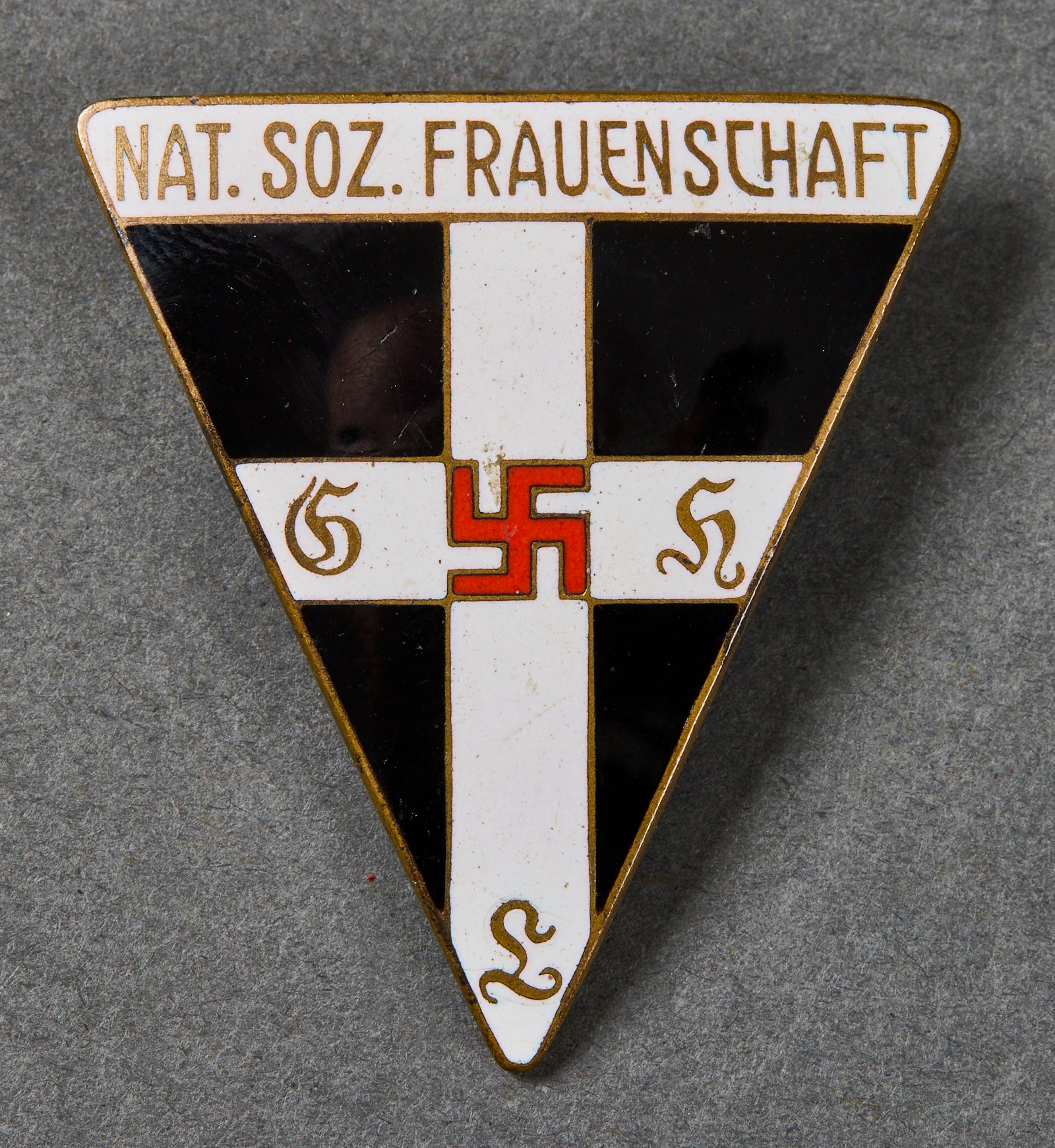 Nat. Soz. Frauenschaft Badge #21739 