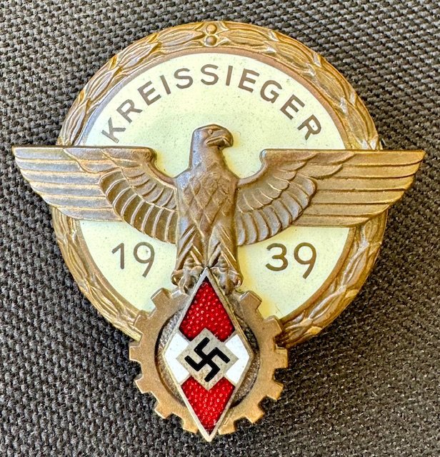 HJ 1939 Kreissieger Badge #17832 