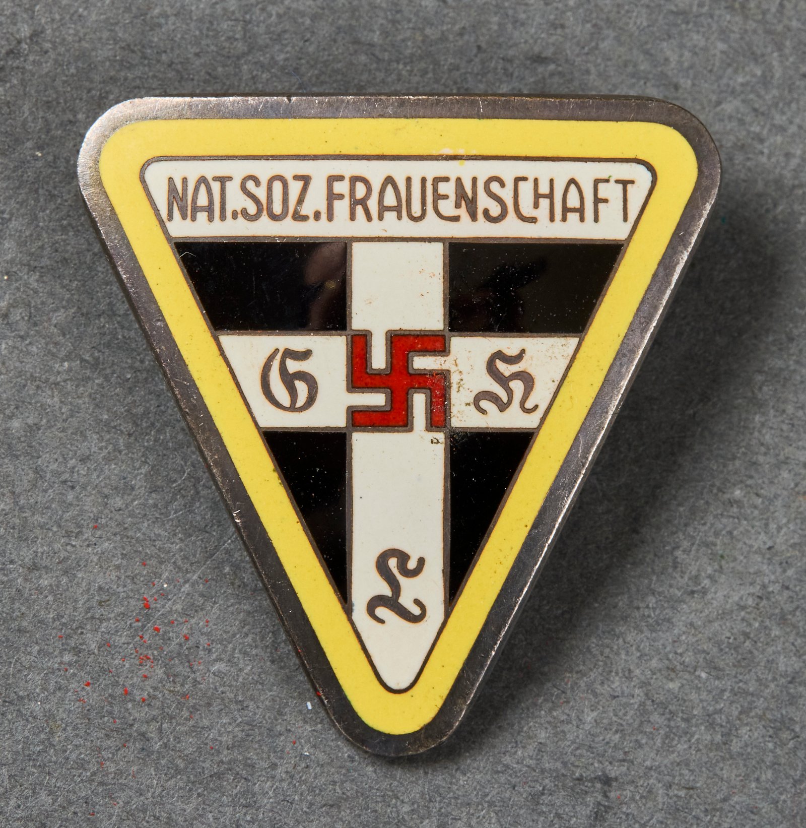 Reichsleitung Nat. Soz. Frauenschaft Badge #21742 