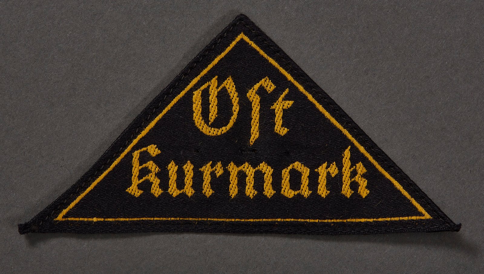 HJ Ost Kurmark District Sleeve Triangle #16118 