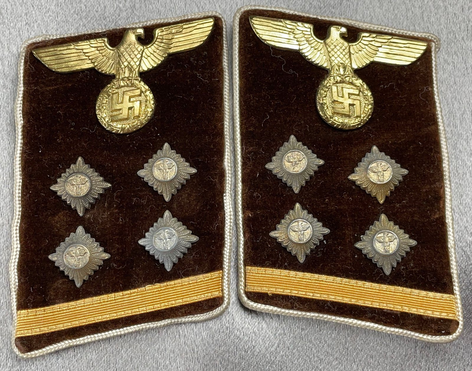 Kreis Obergemeinschaftsleiter Collar Tabs #15950 
