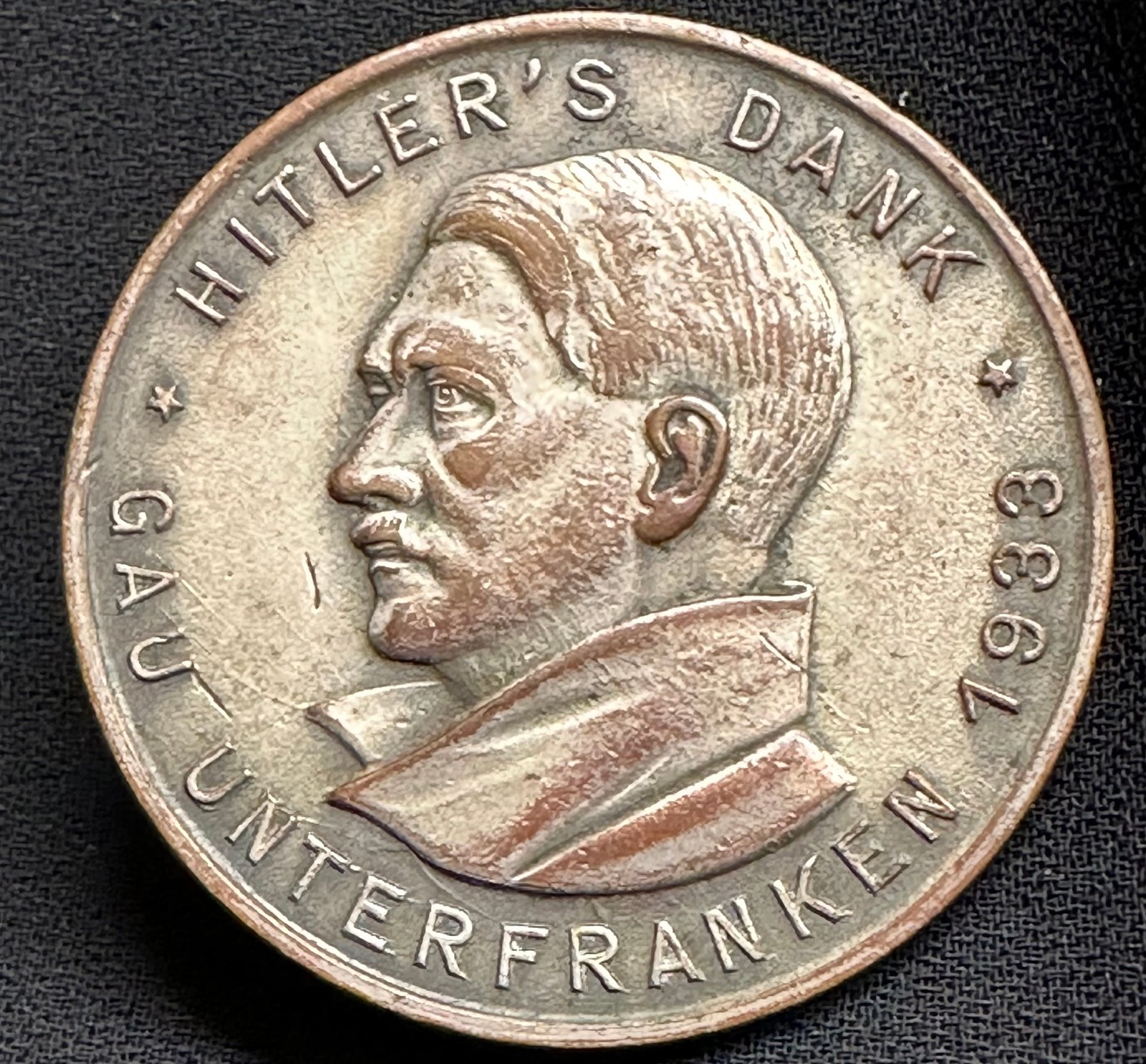 Adolf Hitler Tinnie #16957 