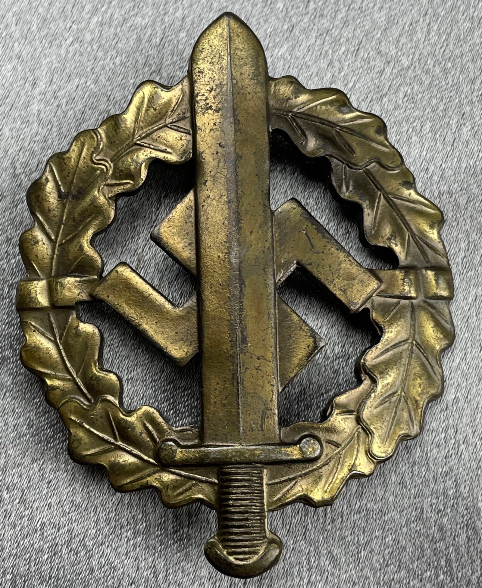 SA Sports Badge #15362 