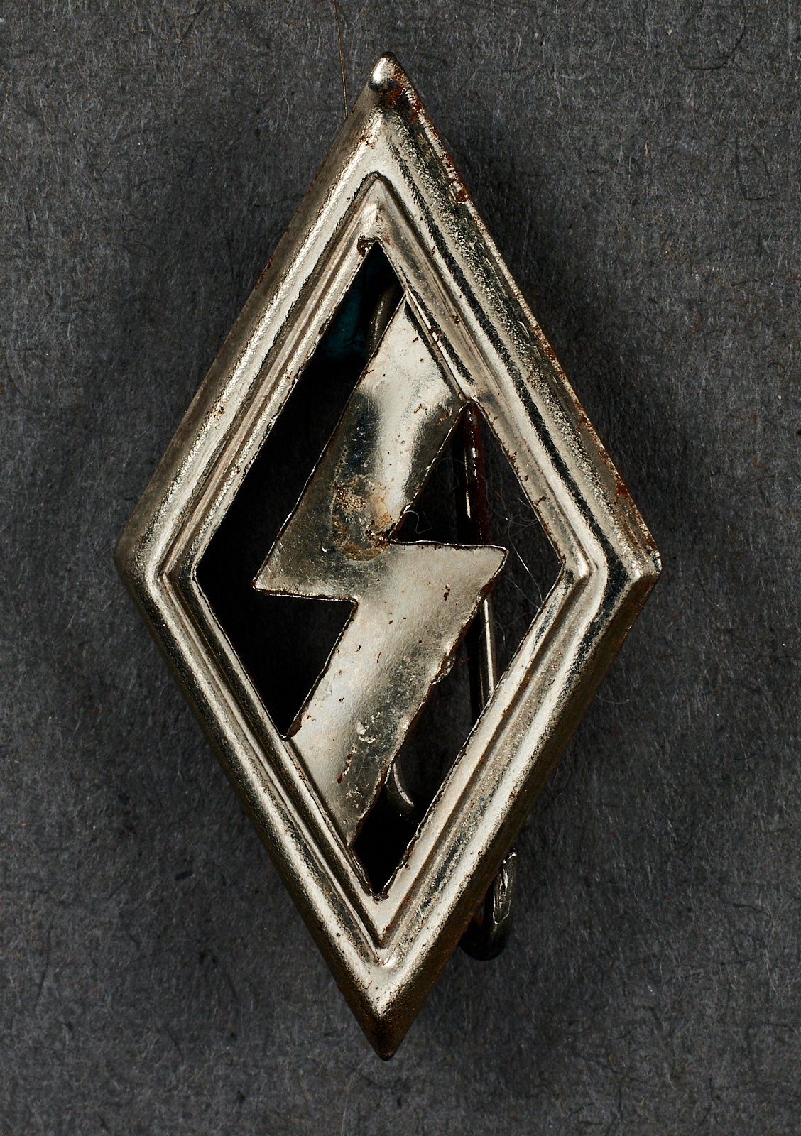 Deutsches Jungvolk Badge #21232 