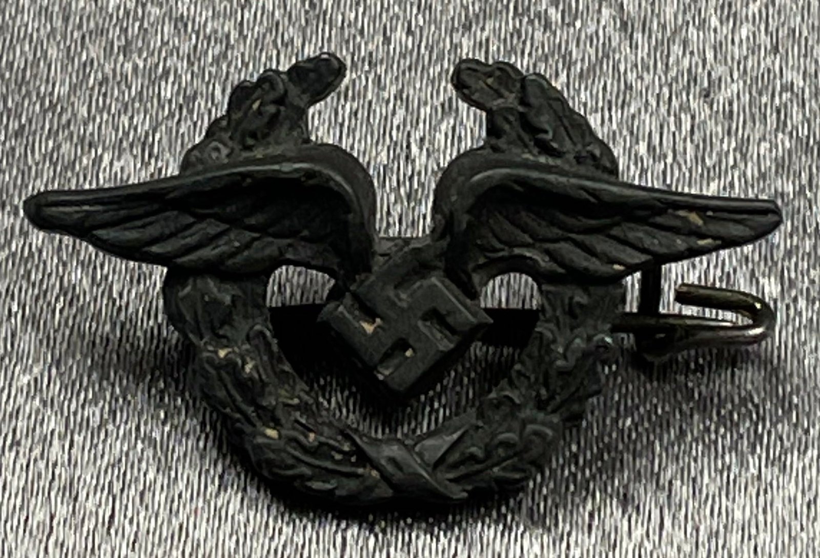 Civilian Employees of the Luftwaffe Badge #15510 