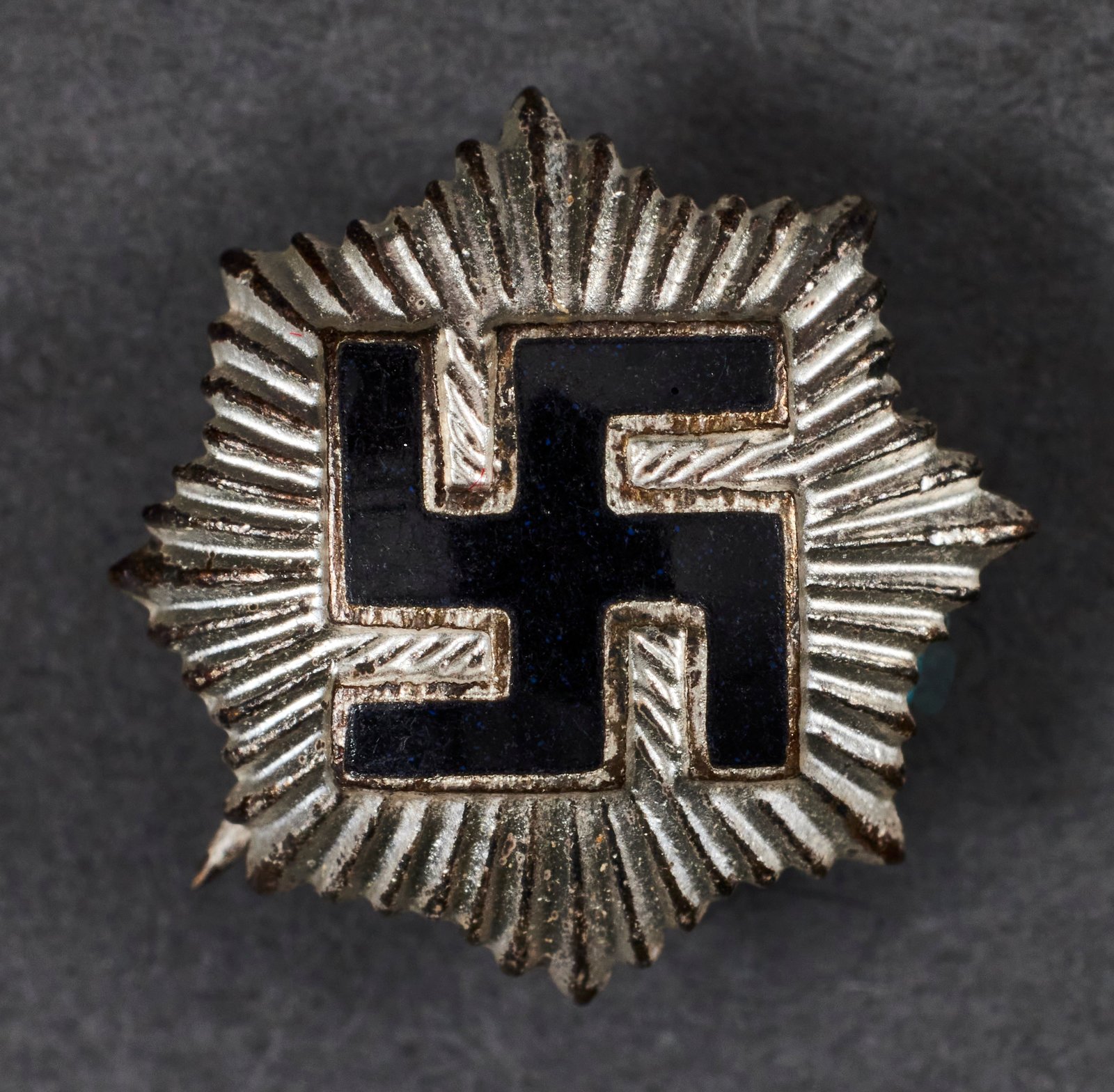 Reich Air Protection League (RLB) Badge #20828 