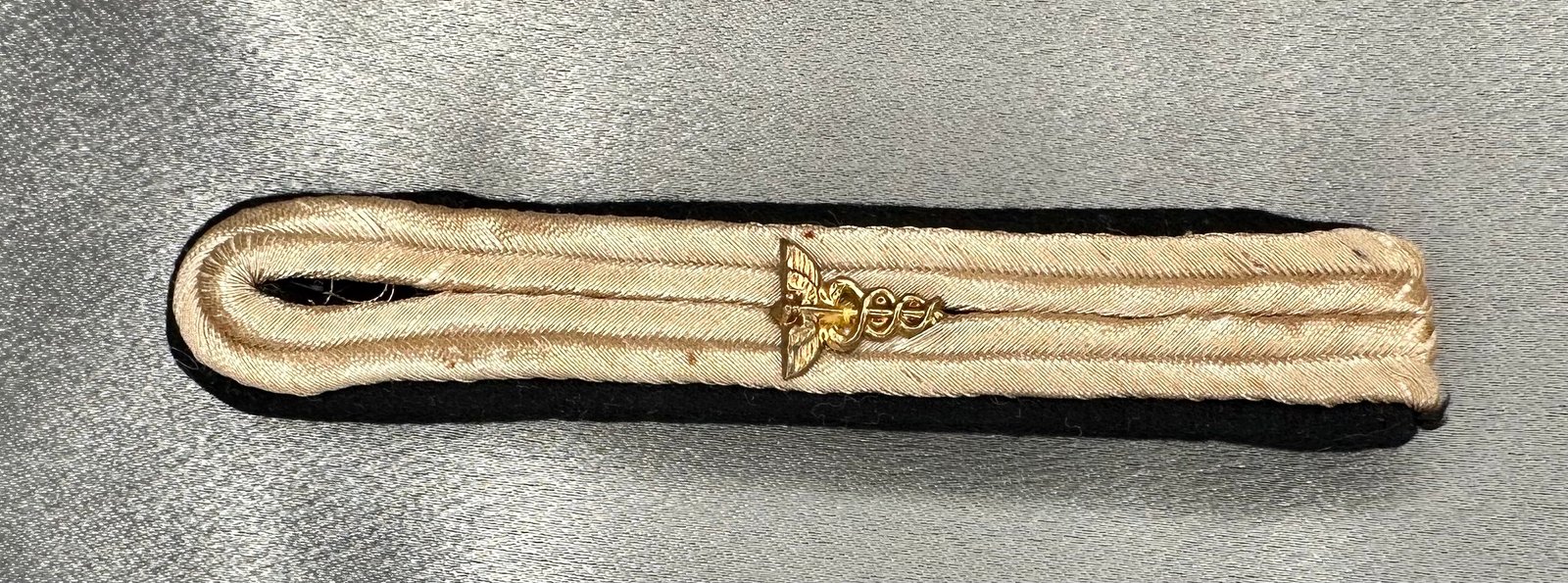 Kriegsmarine Administrative Officials Shoulder Board #16973 