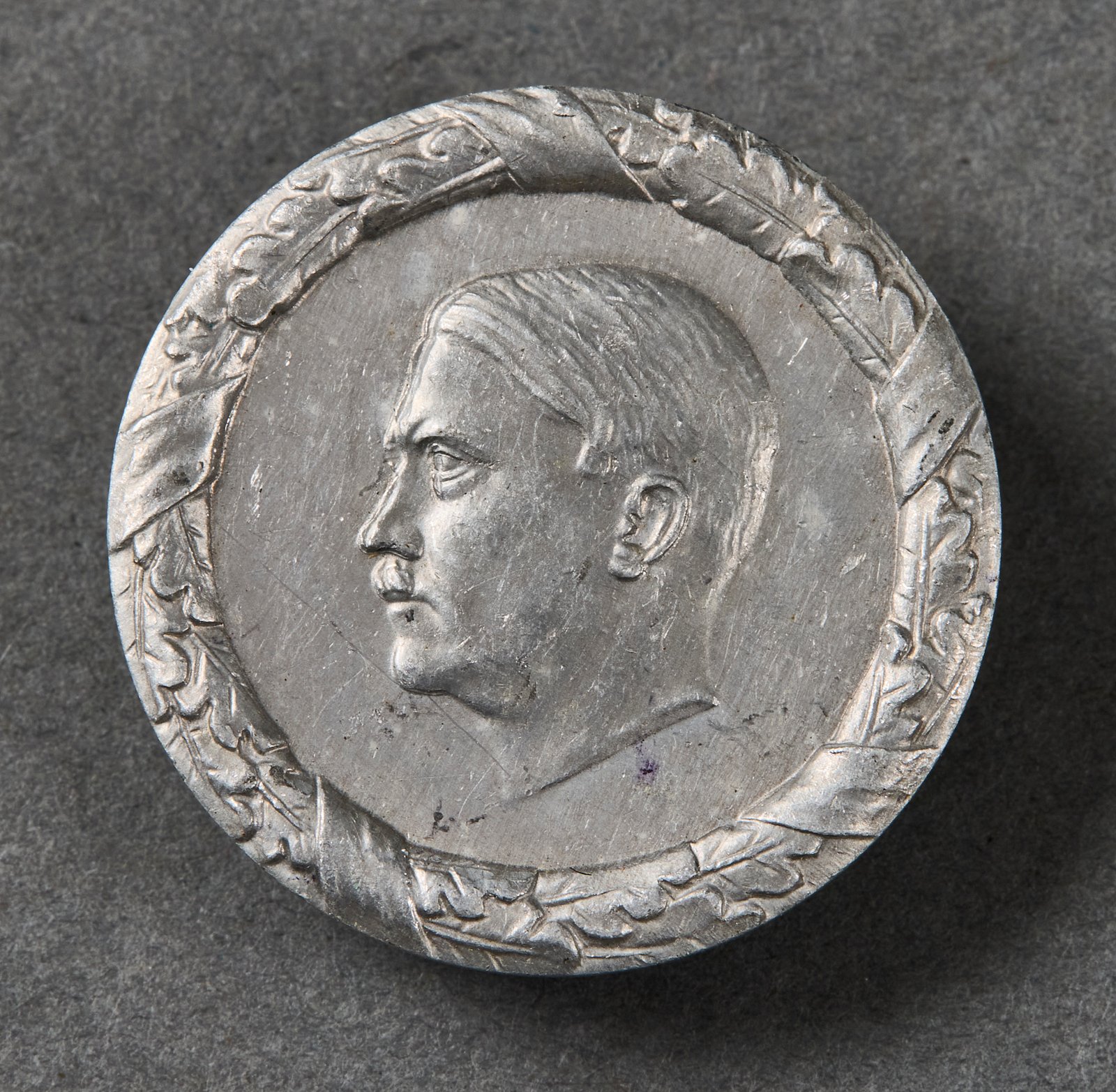 Adolf Hitler Tinnie #21844 