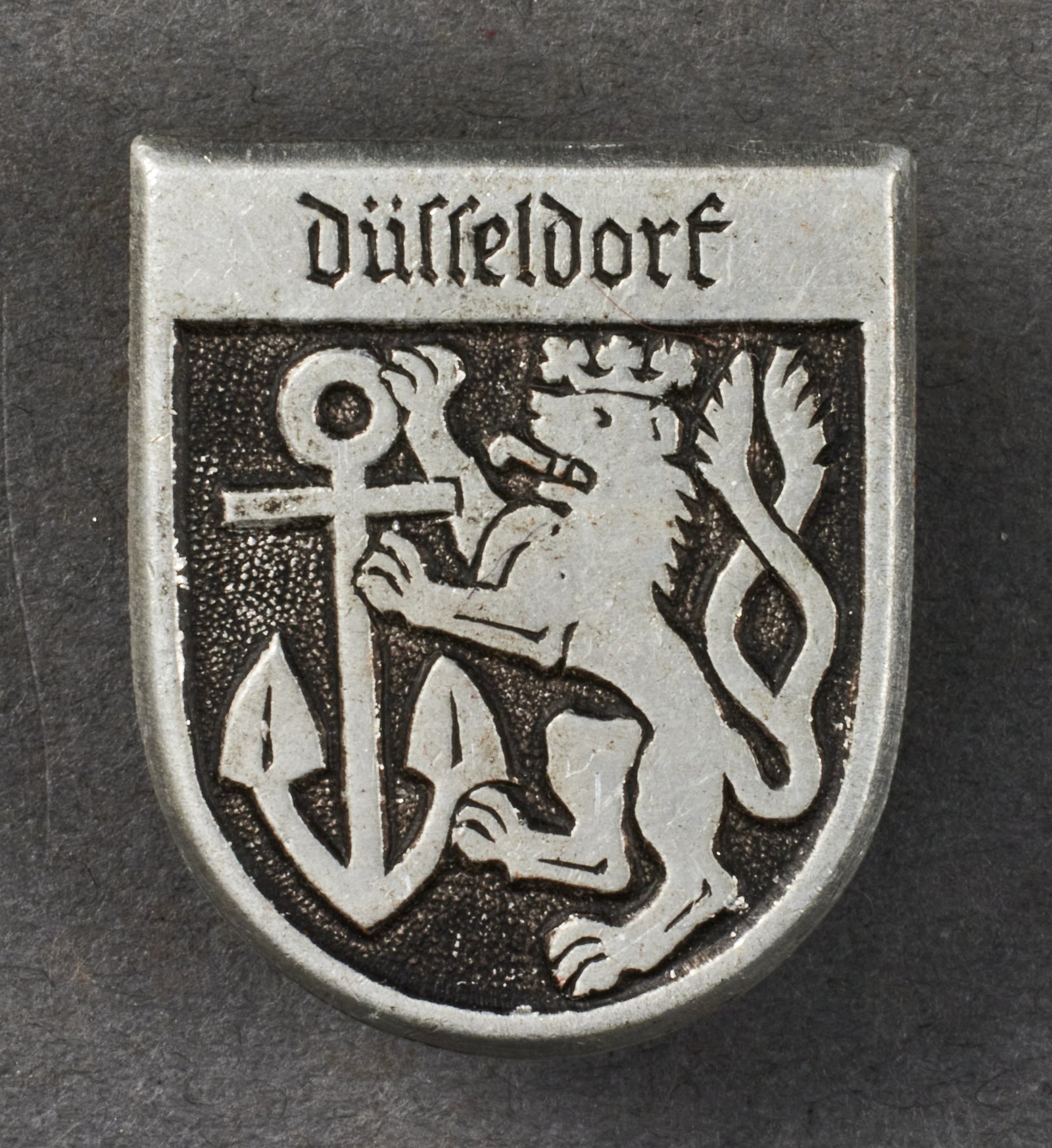 Düsseldorf Tinnie #21620 